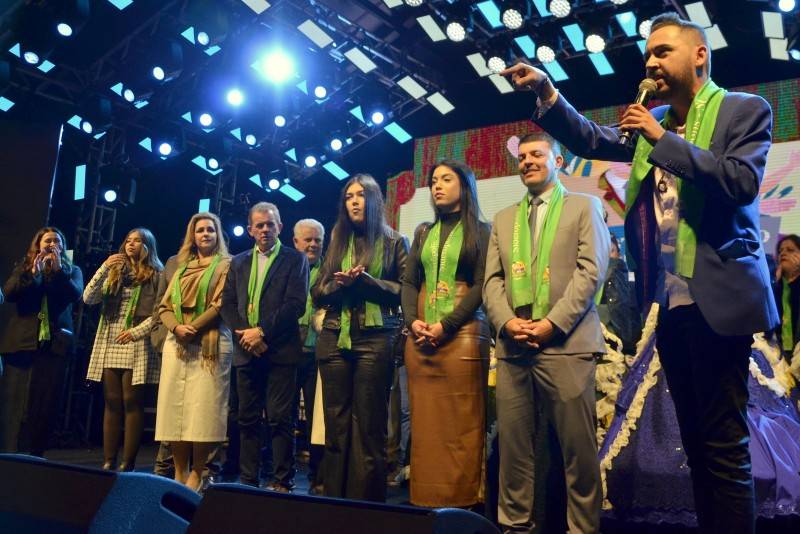 Com público de 12 mil pessoas, Siderópolis inicia programação da Festa do Colono — foto 2