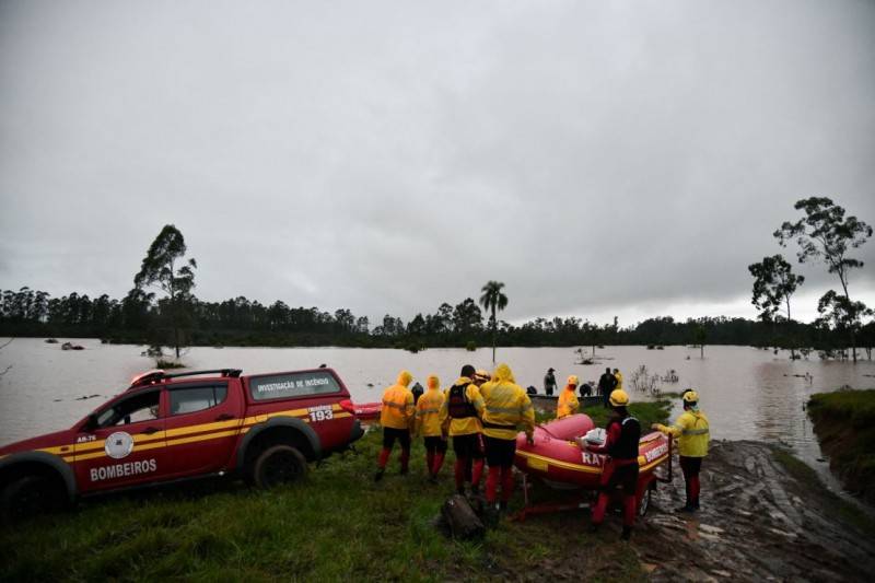 CBMSC finaliza operação no RS com resgate de mais de 3 mil pessoas e 560 animais — foto 3