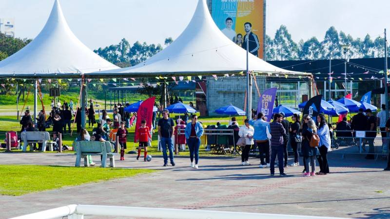Primeiro Festival de Rock no Parque reúne bandas em Capivari de Baixo — foto 1