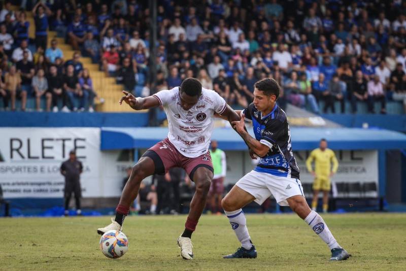 Atlético Tubarão empata com o Juventus e é eliminado da Série B do Campeonato Catarinense — foto 2
