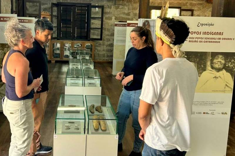 Professor e representante do povo Xokleng visita o Museu ao Ar Livre em Orleans — foto 5
