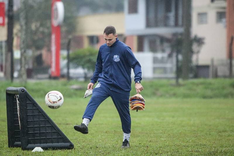 Caravaggio intensifica preparação para decisão da segundona catarinense — foto 4