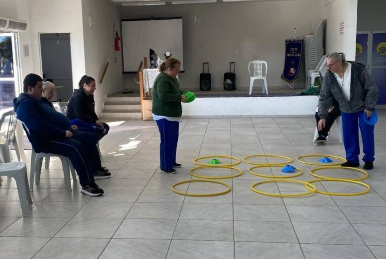 Alunos da Apae de Cocal do Sul vivenciam experiências enriquecedoras no Centro Dia do Idoso — foto 2