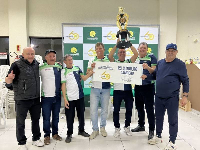Copa 60 anos Coopercocal de Bocha: equipe 50tões conquista o título — foto 3