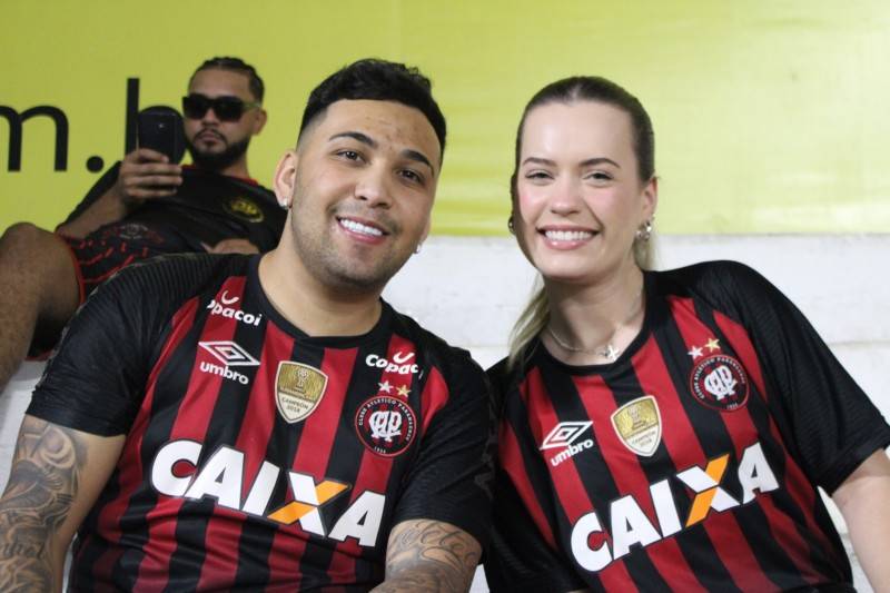 No Majestoso, torcedores do Furacão acompanham empate com o Criciúma — foto 1