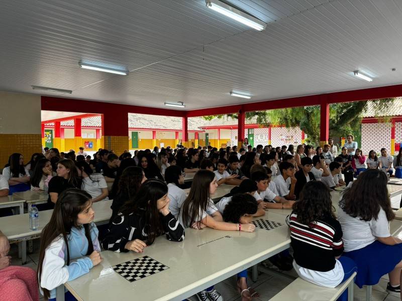 Cocal do Sul: Apae promove conscientização sobre inclusão e bullying para estudantes — foto 3