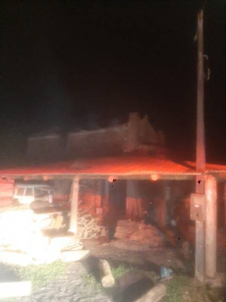 Estufa de fumo pega fogo em São João do Sul — foto 1