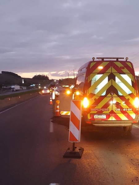 Jaguaruna: saída de pista é registrada na BR-101 — foto 2