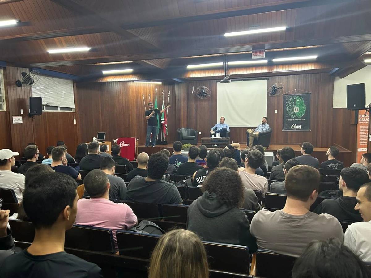 Faculdades Esucri e Betha Sistemas promovem evento que celebra o profissional de TI — foto 1