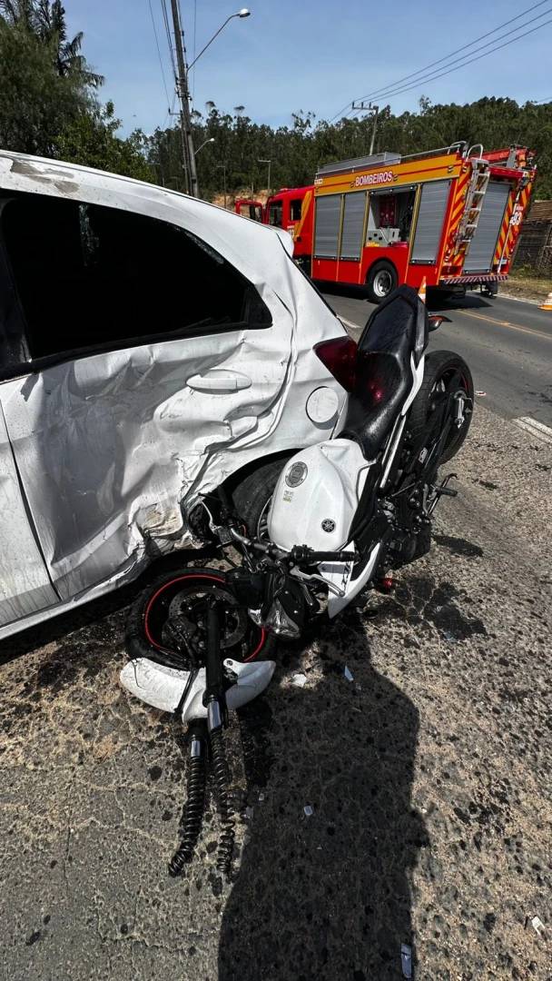 Acidente em Lauro Müller deixa motociclista gravemente ferido — foto 5