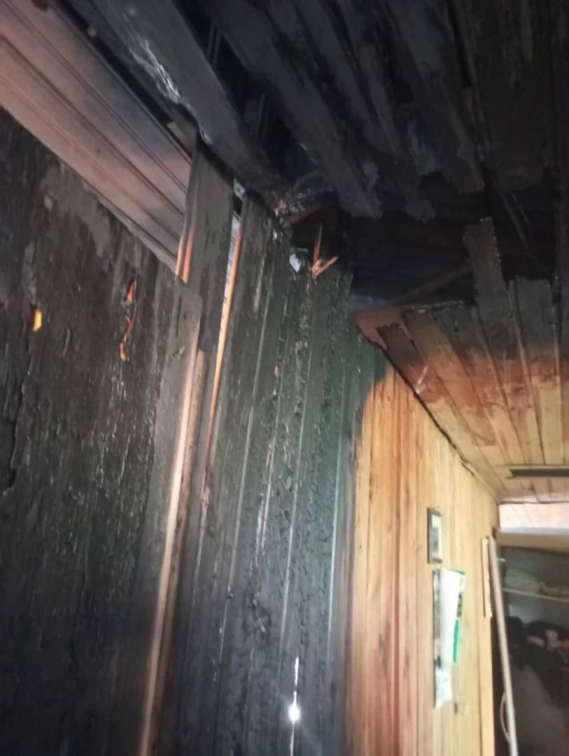 Incêndio em residência é controlado por moradores de Turvo — foto 2