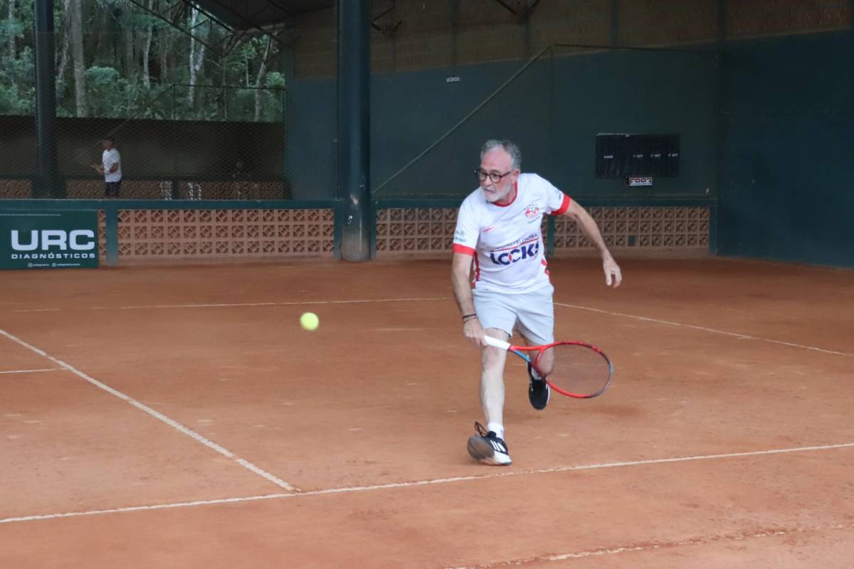 Mampituba conquista bons resultados no 5º Regional de Tênis — foto 1