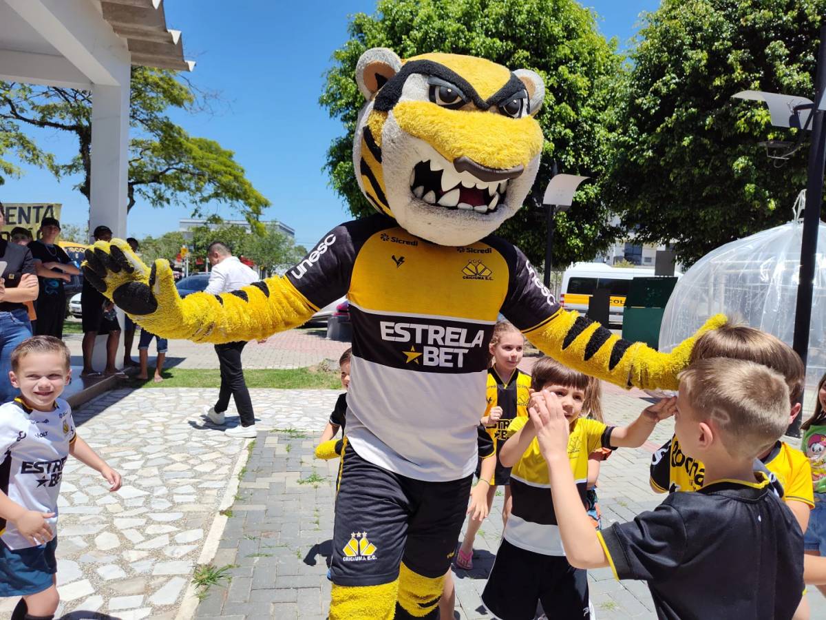 Fumacenses aproveitam ação para demonstrar carinho pelo Criciúma Esporte Clube — foto 2
