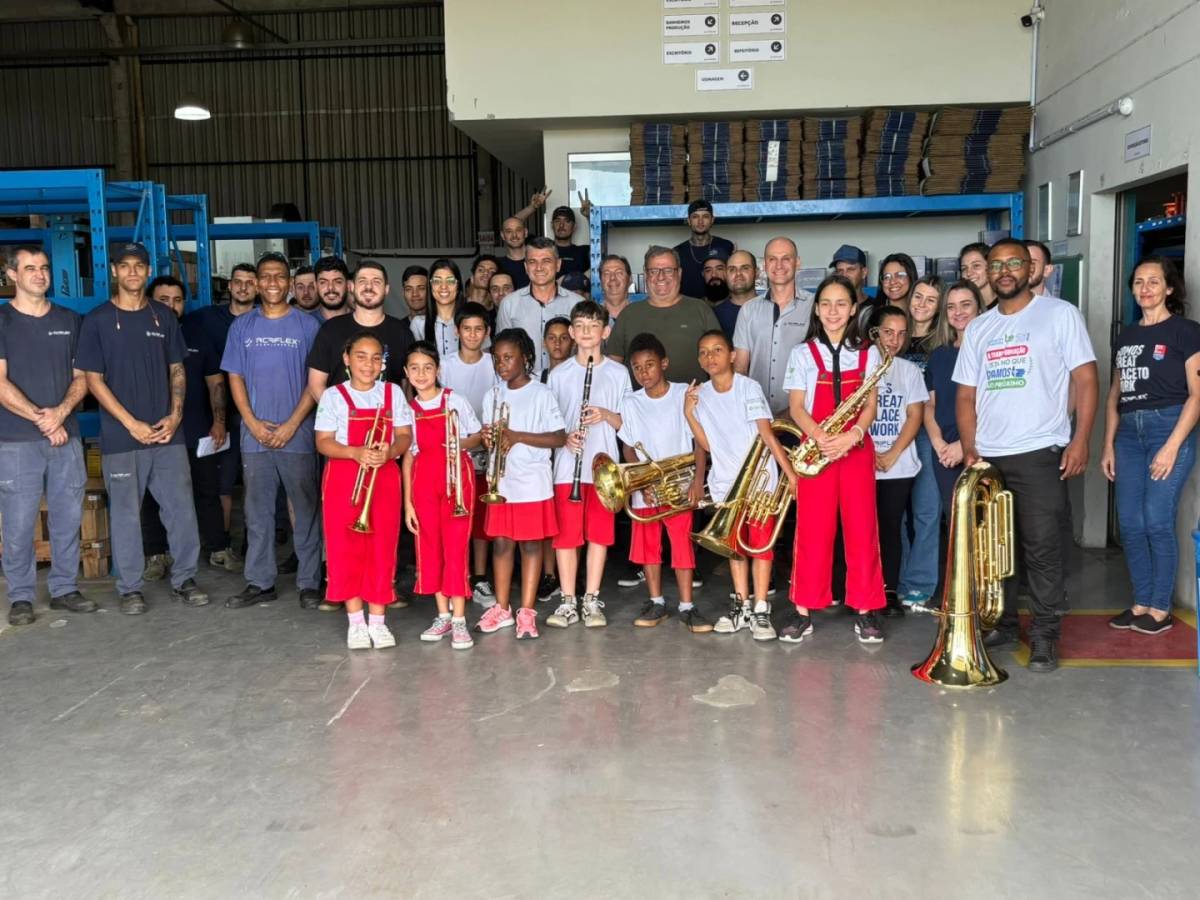 Bairro da Juventude inicia roteiro de apresentações de Natal — foto 2