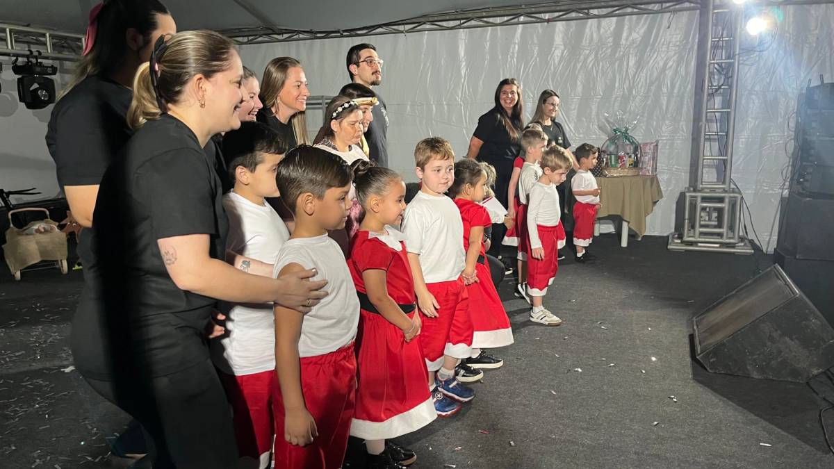 Vila Natalina de Morro da Fumaça protagoniza noites de encanto — foto 2