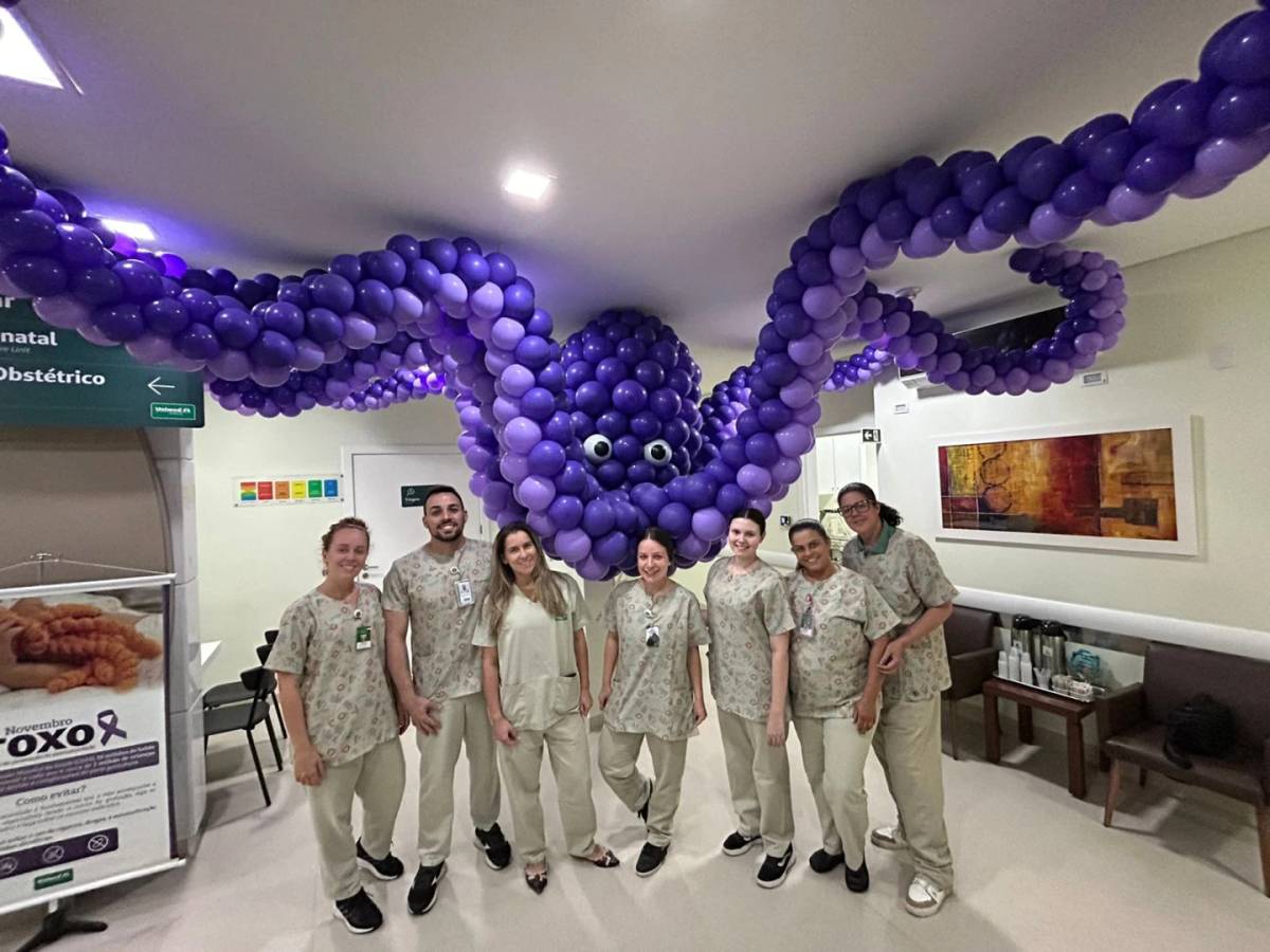 Polvo gigante na Unimed Criciúma reforça a prevenção e os cuidados com bebês prematuros — foto 1