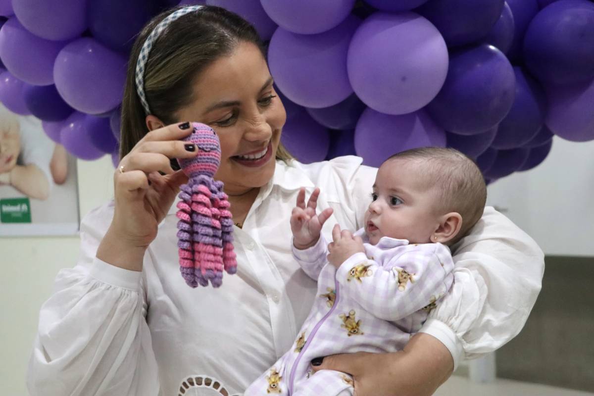 Polvo gigante na Unimed Criciúma reforça a prevenção e os cuidados com bebês prematuros — foto 2