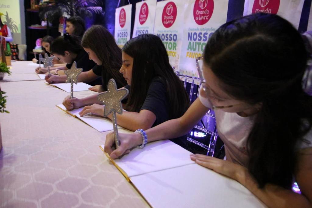 Ciranda do Livro celebra criatividade e protagonismo dos alunos do Colégio Unesc — foto 1