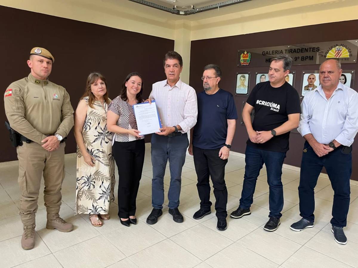 Sancionada lei que nomeia rua em homenagem ao sargento Davi Appel da Silva — foto 1