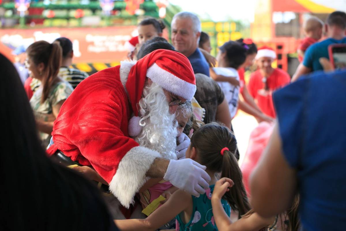 Trem de Natal da Ferrovia levará magia às comunidades lindeiras nesta quarta e quinta-feira — foto 1