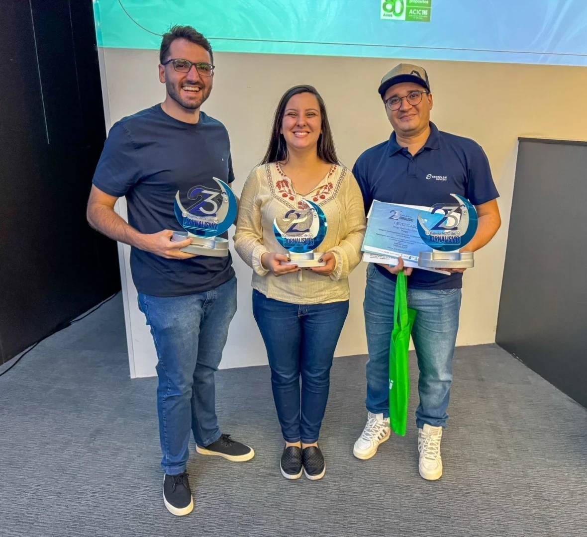 Jornalistas Lucas Renan Domingos, Rafaela Custódio e Thiago Hockmüller