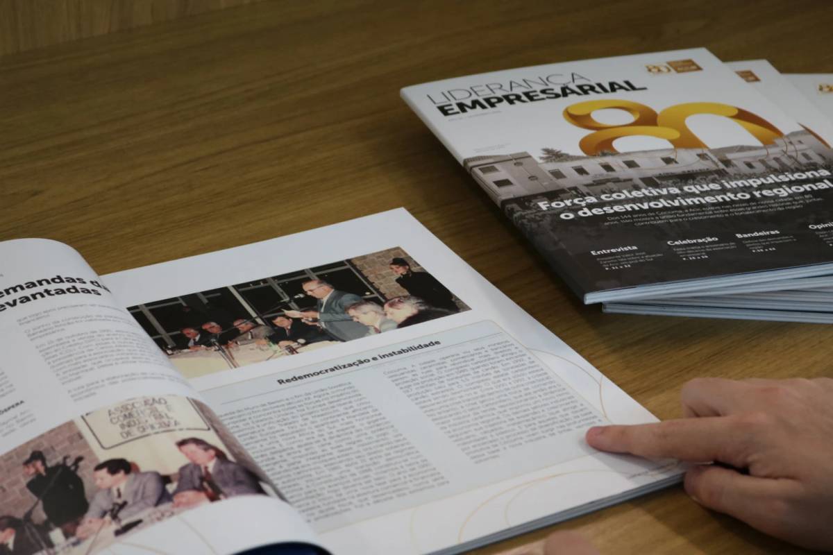 Nova edição da Revista Liderança Empresarial celebra história da Acic — foto 1
