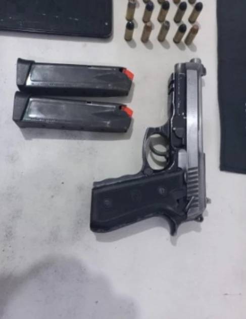 Carro com placa adulterada resulta na prisão de três homens em Araranguá — foto 3