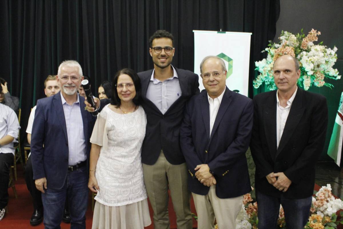 Formandos da UniSatc celebram encerramento de ciclo em cerimônia de colação de grau — foto 2