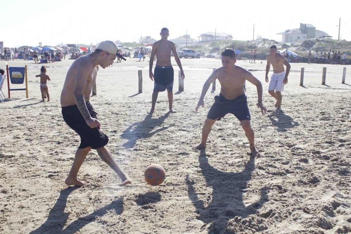 Muita brincadeira e diversão durante o Satc na Praia — foto 2