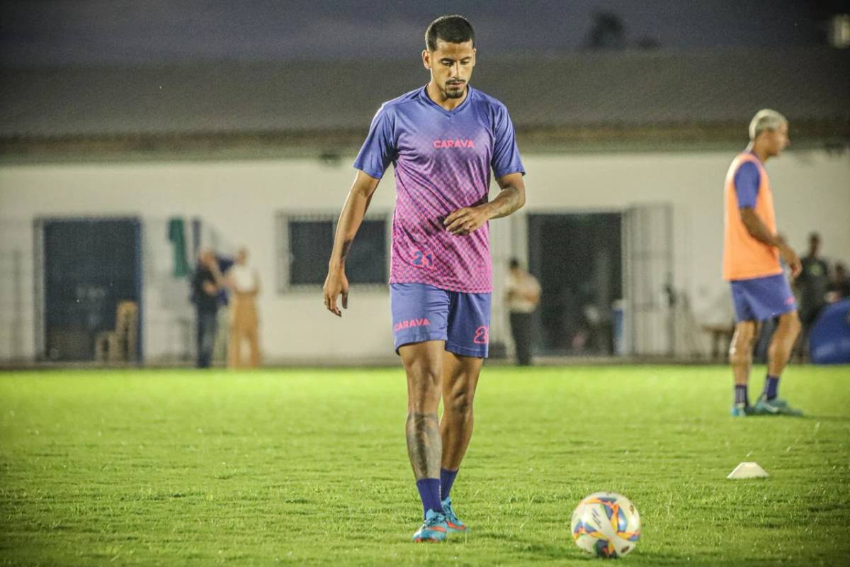Luís Carlos Cruz encaminha Caravaggio para a estreia no Catarinense — foto 1