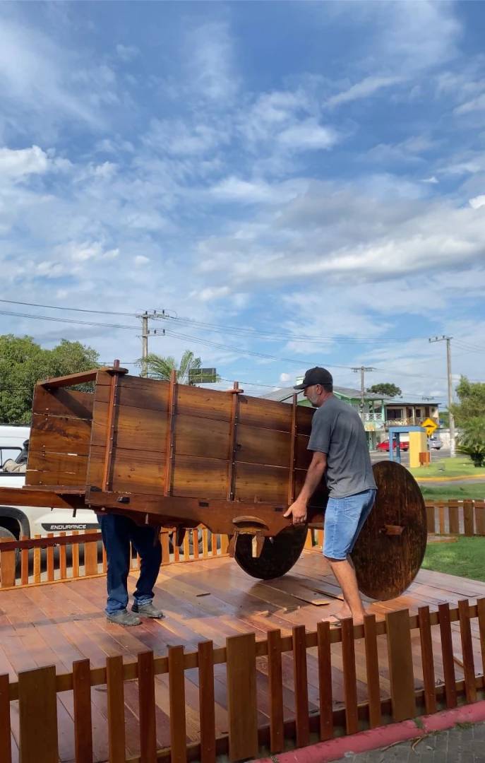 Monumento do Carro de Boi de São João do Sul é retirado para manutenção — foto 2