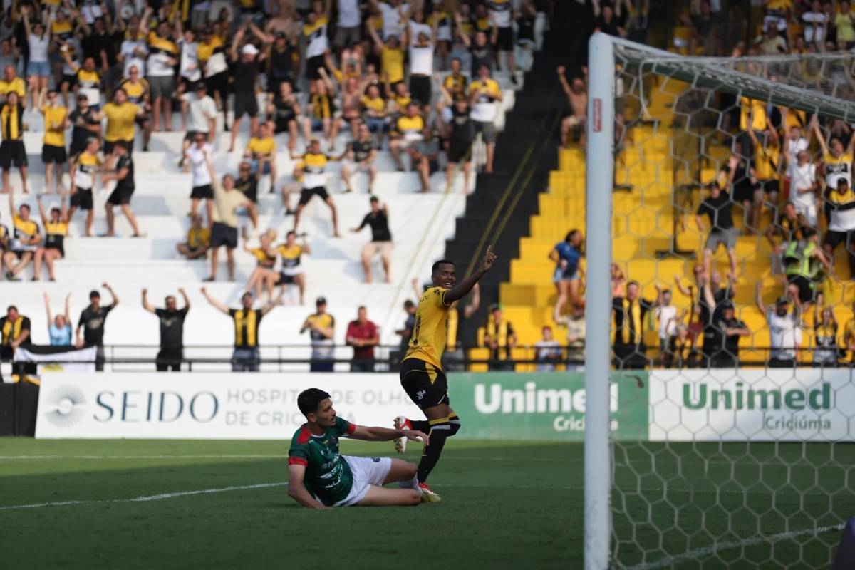 Criciúma vence, pontua no Catarinense e conquista a taça da Recopa — foto 1