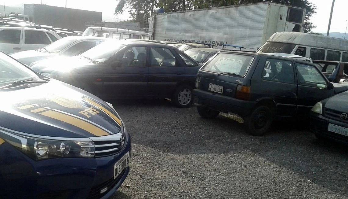PRF promove leilão com mais de 300 veículos apreendidos em Santa Catarina — foto 2