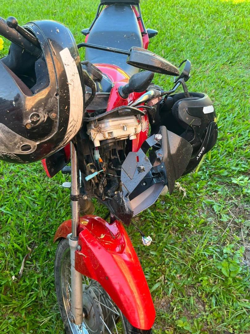 Motociclista de Forquilhinha perde o controle da direção e sofre queda em Jaguaruna — foto 1