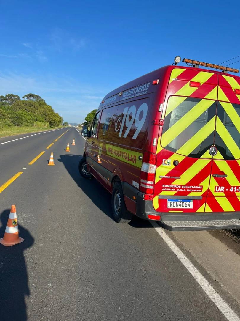 Motociclista de Forquilhinha perde o controle da direção e sofre queda em Jaguaruna — foto 2