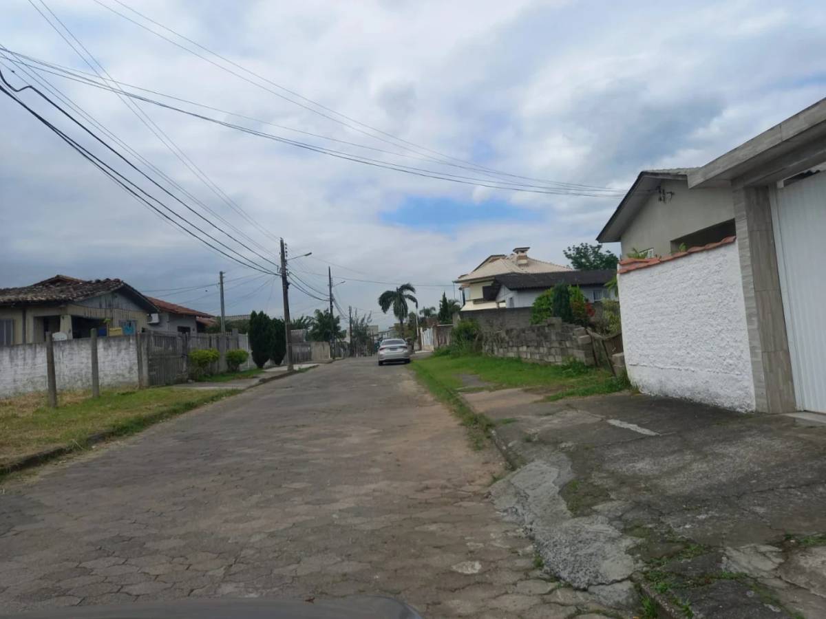 Moradores reclamam da infraestrutura de ruas em Criciúma — foto 1