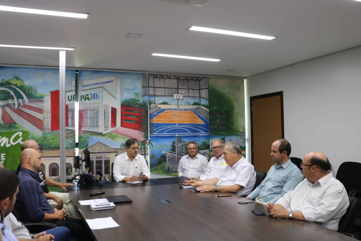 Diretoria da Acic se reúne com prefeito para tratar de ações estratégicas de desenvolvimento econômico — foto 5