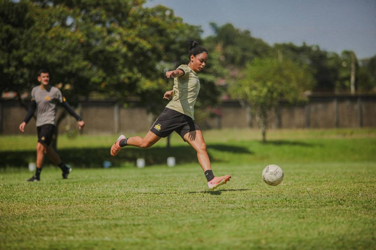 Meninas Carvoeiras iniciam a pré-temporada — foto 1
