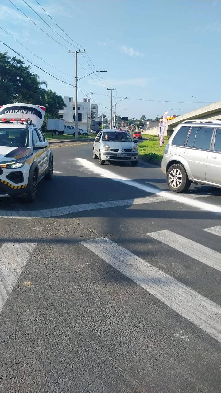 DTT alerta para derramamento de óleo na avenida Santos Dumont — foto 4
