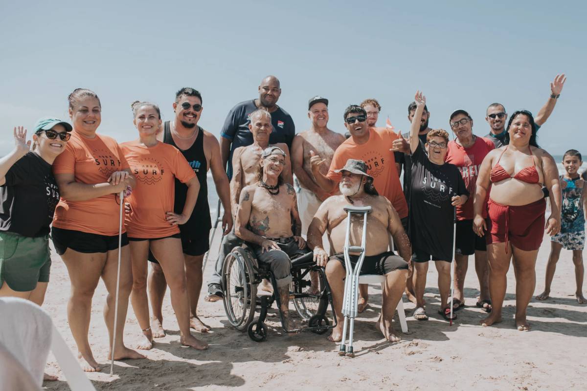 Abba Pai Church promove a inclusão por meio do surf — foto 1