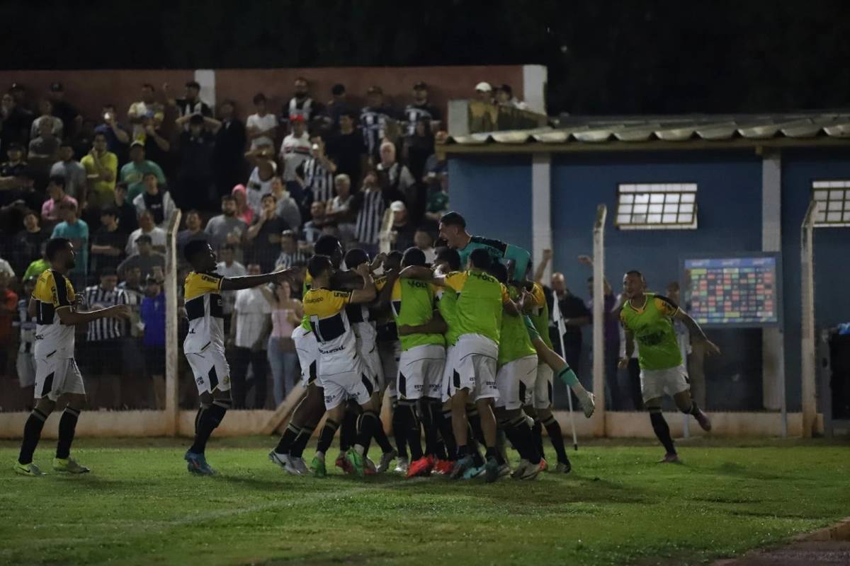 Veja as fotos da vitória e classificação do Criciúma na Copa do Brasil — foto 1