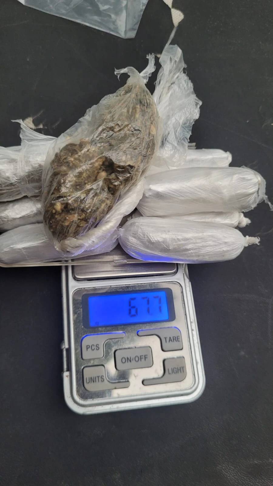 Com ajuda do cão de faro, PM apreende maconha em Criciúma — foto 1