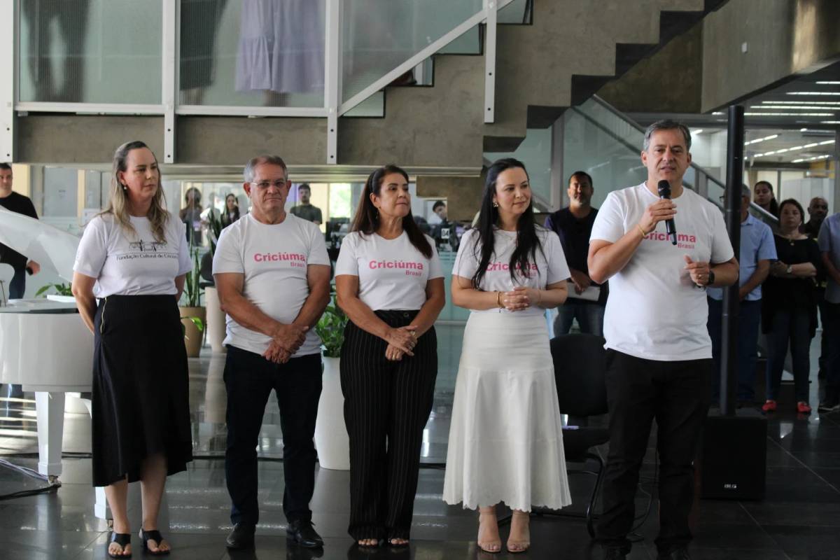 Dia Internacional da Mulher: colaboradoras da Prefeitura Criciúma são homenageadas — foto 1