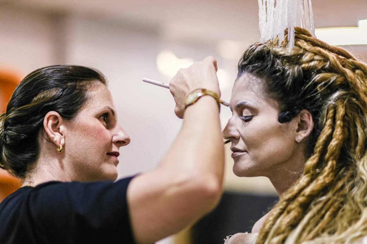 Cantata de Páscoa da Abba Pai Church celebra a redenção e a graça divina — foto 9