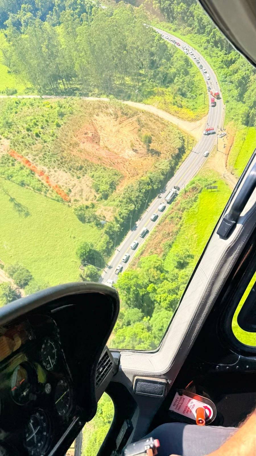 Motociclista morre após colisão contra carro na SC-390 — foto 1
