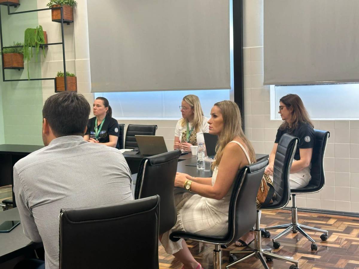 Satc apresenta projetos e estrutura institucional para prefeita de Nova Veneza — foto 1