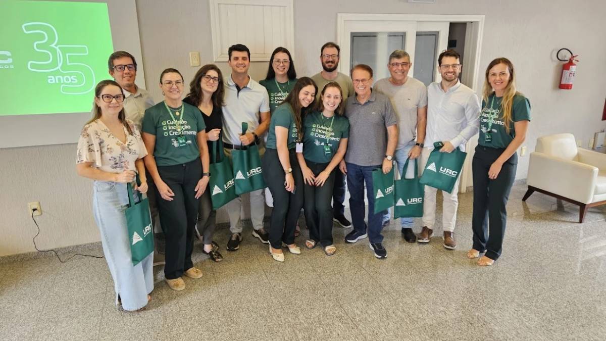 URC dá início às comemorações dos 35 anos com ato simbólico para a equipe — foto 2
