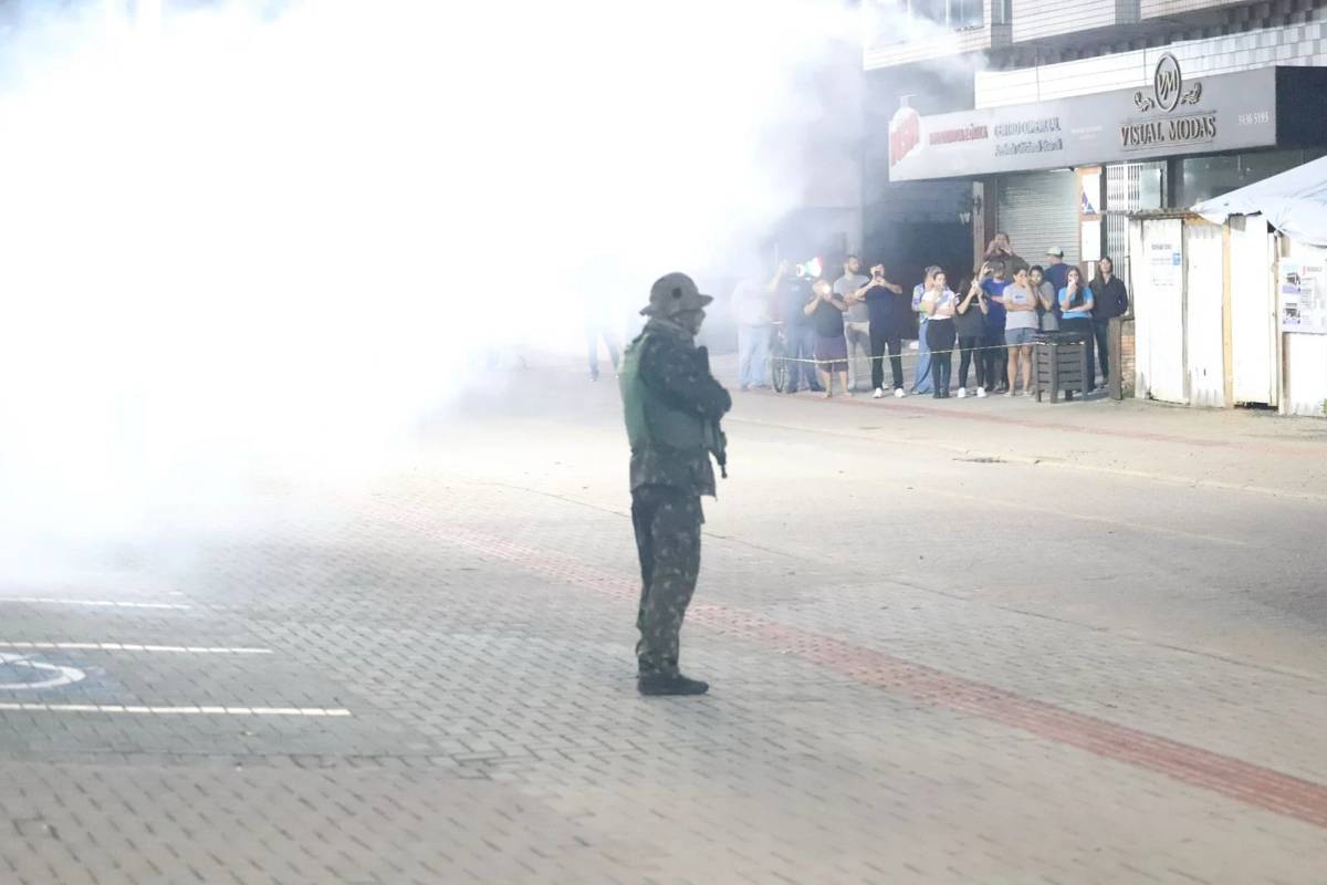 Simulado de assalto a banco mobiliza Polícia Militar em Nova Veneza — foto 1
