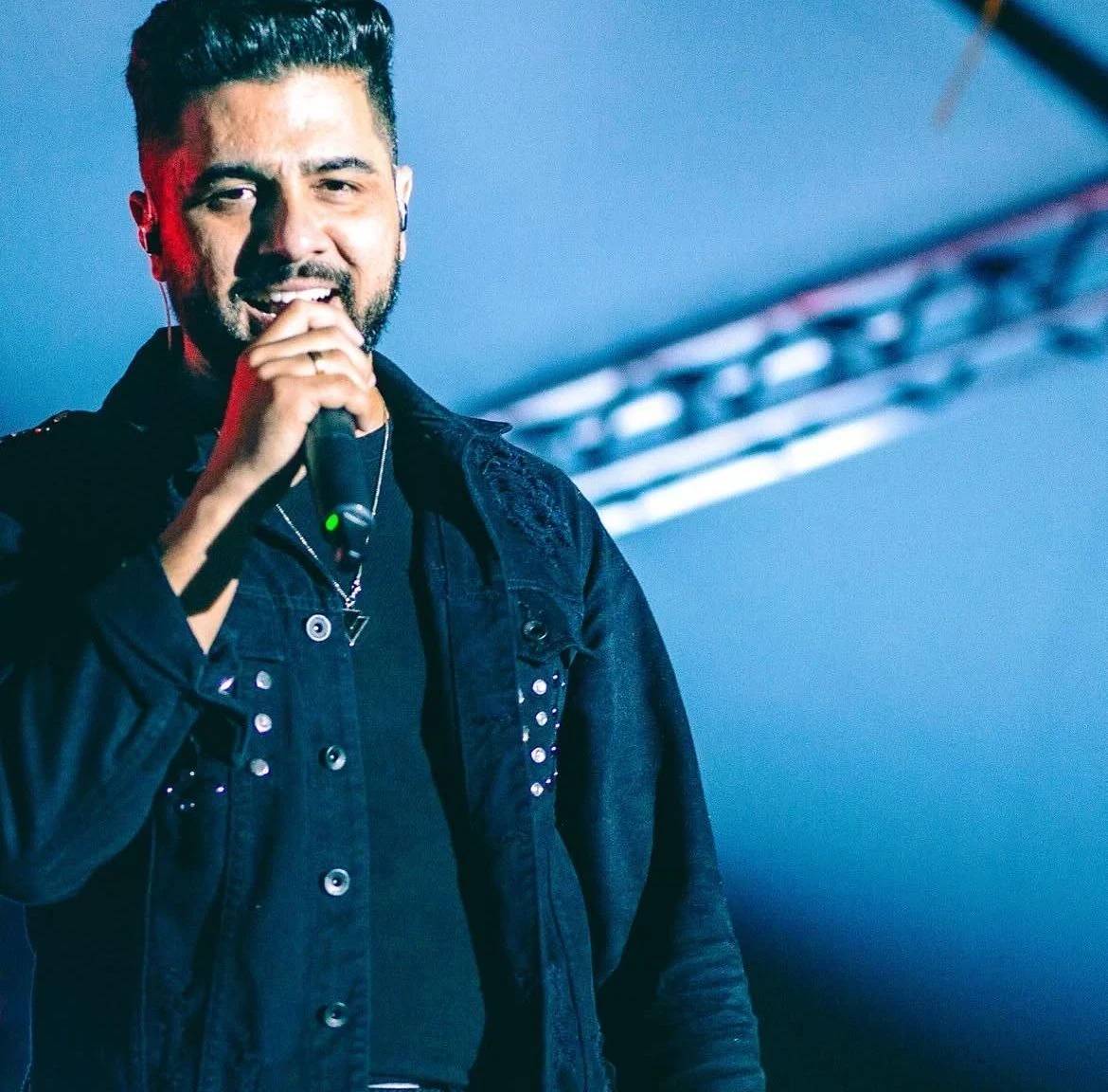 Em carreira solo, cantor Breno planeja novo momento e pretende gravar DVD — foto 2