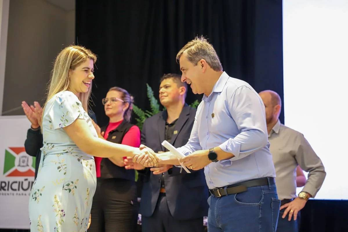 Governo de Criciúma empossa 115 servidores aprovados em concurso público — foto 1